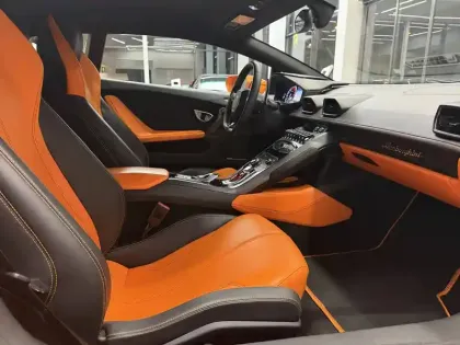 Photo 7 Lamborghini Huracan  5.2 V10 LP 580-2