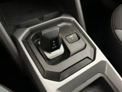 Photo 12 Dacia Duster  Hybrid 140