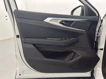 Photo 10 Renault Austral  E-Tech hybrid 200