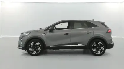 Photo 27 Renault Symbioz  E-Tech full hybrid 145