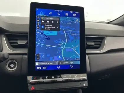 Photo 44 Renault Symbioz  E-Tech full hybrid 145