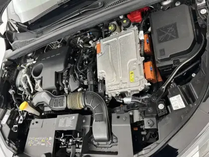 Photo 20 Renault Symbioz  E-Tech full hybrid 145