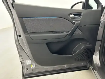 Photo 10 Renault Symbioz  E-Tech full hybrid 145