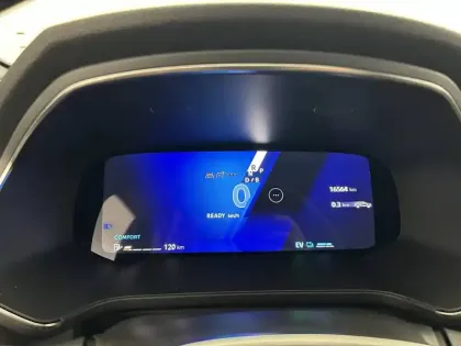 Photo 16 Renault Symbioz  E-Tech full hybrid 145