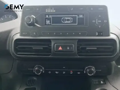 Photo 14 Peugeot Partner  FOURGON STANDARD 650 KG BLUEHDI 75 BVM5