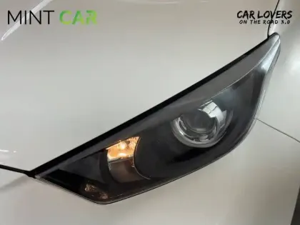 Photo 27 Toyota Yaris  Hybride 116h