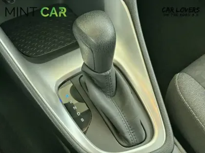 Photo 14 Toyota Yaris  Hybride 116h