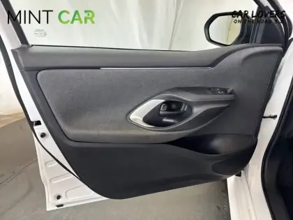 Photo 21 Toyota Yaris  Hybride 116h