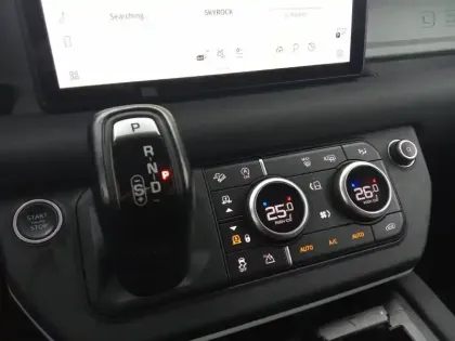 Photo 115 Land rover Defender  110 D240 BVA8