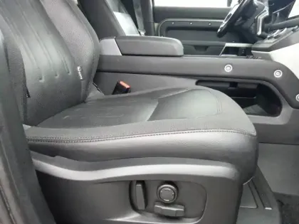 Photo 59 Land rover Defender  110 D240 BVA8