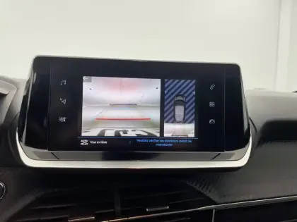 Photo 57 Peugeot 208  PureTech 100 S&S EAT8