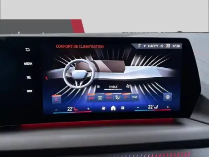 Photo 32 BMW Serie 1 120d 163 ch DKG7