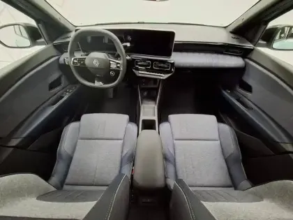 Photo 30 Renault 4 Renault  E-Tech Electrique 150 ch autonomie confort