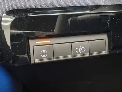 Photo 19 Renault 4 Renault  E-Tech Electrique 150 ch autonomie confort