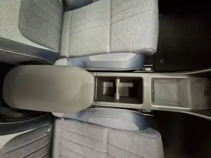 Photo 38 Renault 4 Renault  E-Tech Electrique 150 ch autonomie confort