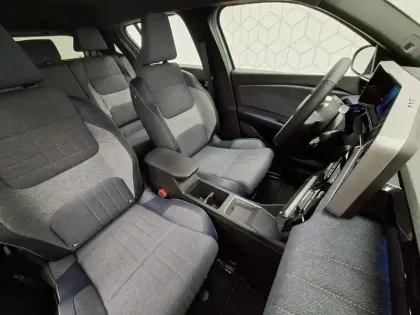 Photo 36 Renault 4 Renault  E-Tech Electrique 150 ch autonomie confort