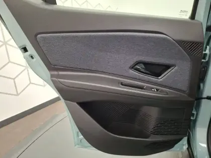 Photo 33 Renault 4 Renault  E-Tech Electrique 150 ch autonomie confort