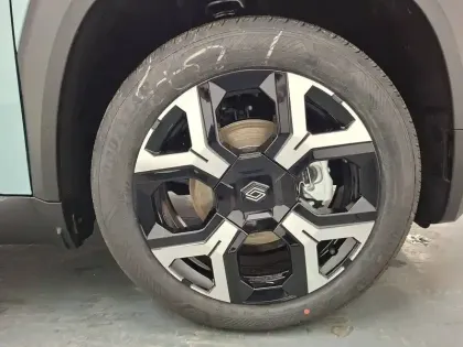 Photo 24 Renault 4 Renault  E-Tech Electrique 150 ch autonomie confort