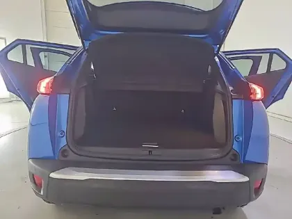 Photo 5 Peugeot 2008  PureTech 100 S&S BVM6