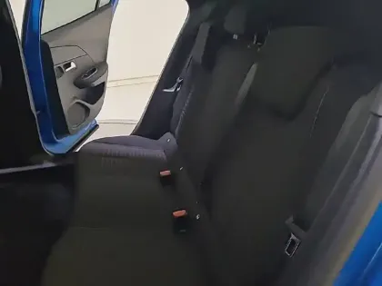 Photo 11 Peugeot 2008  PureTech 100 S&S BVM6