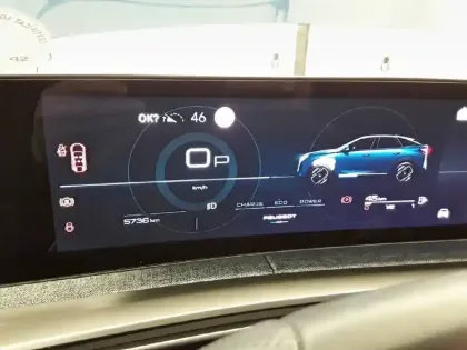 Photo 69 Peugeot 3008  Hybrid 136 e-DCS6