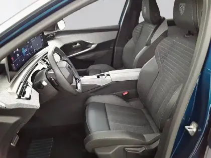 Photo 70 Peugeot 3008  Hybrid 136 e-DCS6