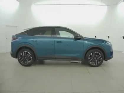 Photo 84 Peugeot 3008  Hybrid 136 e-DCS6