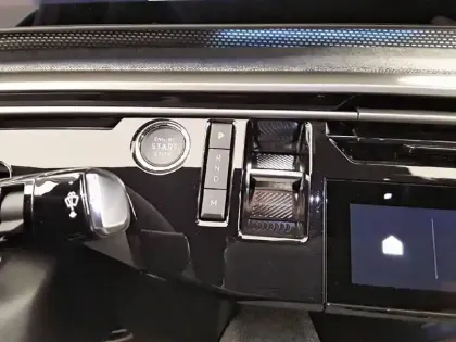 Photo 13 Peugeot 3008  Hybrid 136 e-DCS6