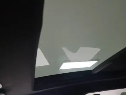 Photo 19 Peugeot 2008  Hybrid 145 e-DCS6