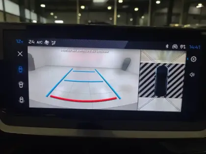 Photo 12 Peugeot 2008  Hybrid 145 e-DCS6