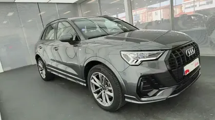 Photo 6 Audi Q3  45 TFSIe 245 ch S tronic 6