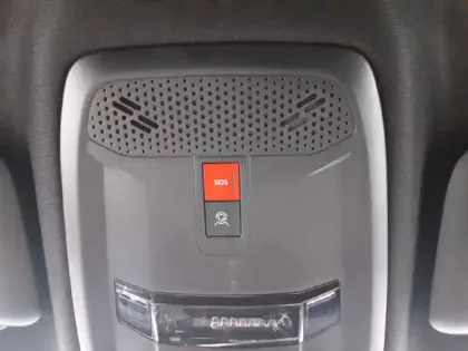 Photo 23 Peugeot 2008  Hybrid 145 e-DCS6