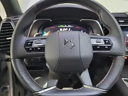 Photo 33 DS DS 7 Gén. I Ph1 Performance Line + 5