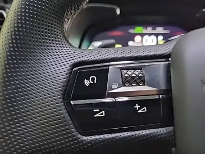 Photo 93 DS DS 7 Gén. I Ph1 Performance Line + 5