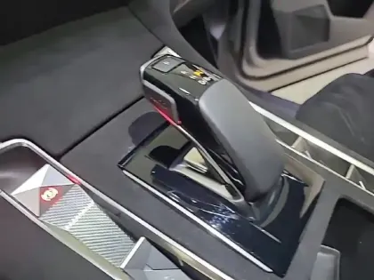 Photo 76 DS DS 7 Gén. I Ph1 Performance Line + 5