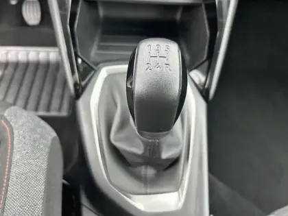 Photo 39 Peugeot 208 Gén. II Ph1 NG Active Pack 5