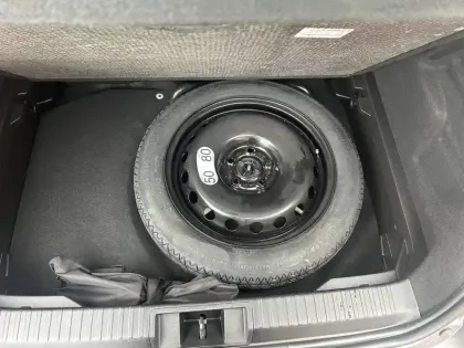 Photo 12 Renault Captur  E-Tech full hybrid 145 ch