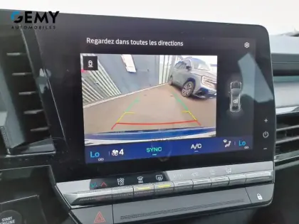 Photo 38 Renault Austral  E-Tech full hybrid 200 GSR2