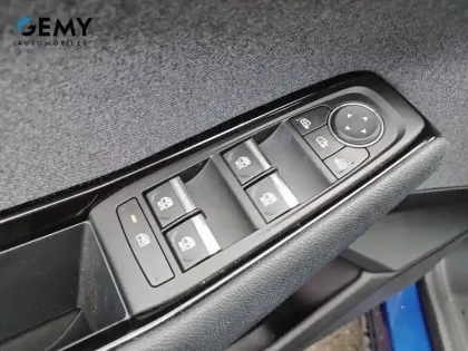 Photo 55 Renault Austral  E-Tech full hybrid 200 GSR2