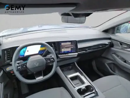 Photo 29 Renault Austral  E-Tech full hybrid 200 GSR2