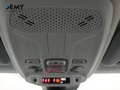 Photo 16 Peugeot 208  BlueHDi 100 S&S BVM6