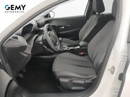 Photo 50 Peugeot 208  PureTech 100 S&S BVM6