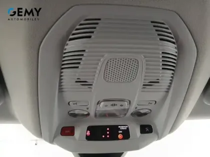 Photo 16 Peugeot 3008  Hybrid 225 e-EAT8