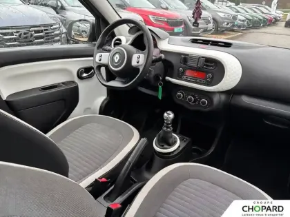 Photo 33 Renault Twingo Gén. III (C07) Ph1 Zen 5