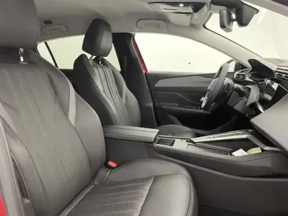 Photo 90 Peugeot 308  Hybrid 145 e-DCS6