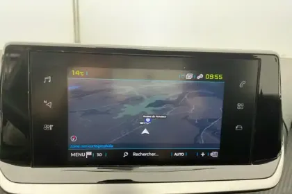 Photo 14 Peugeot 208  Electrique 50 kWh 136ch