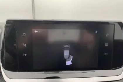 Photo 19 Peugeot 208  Electrique 50 kWh 136ch