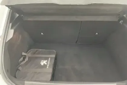 Photo 11 Peugeot 208  Electrique 50 kWh 136ch