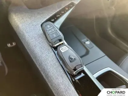 Photo 6 Peugeot 3008  Electrique 210 ch 73 kWh