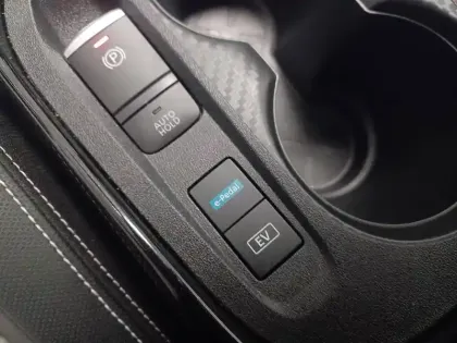 Photo 52 Nissan Juke  HYBRID 143